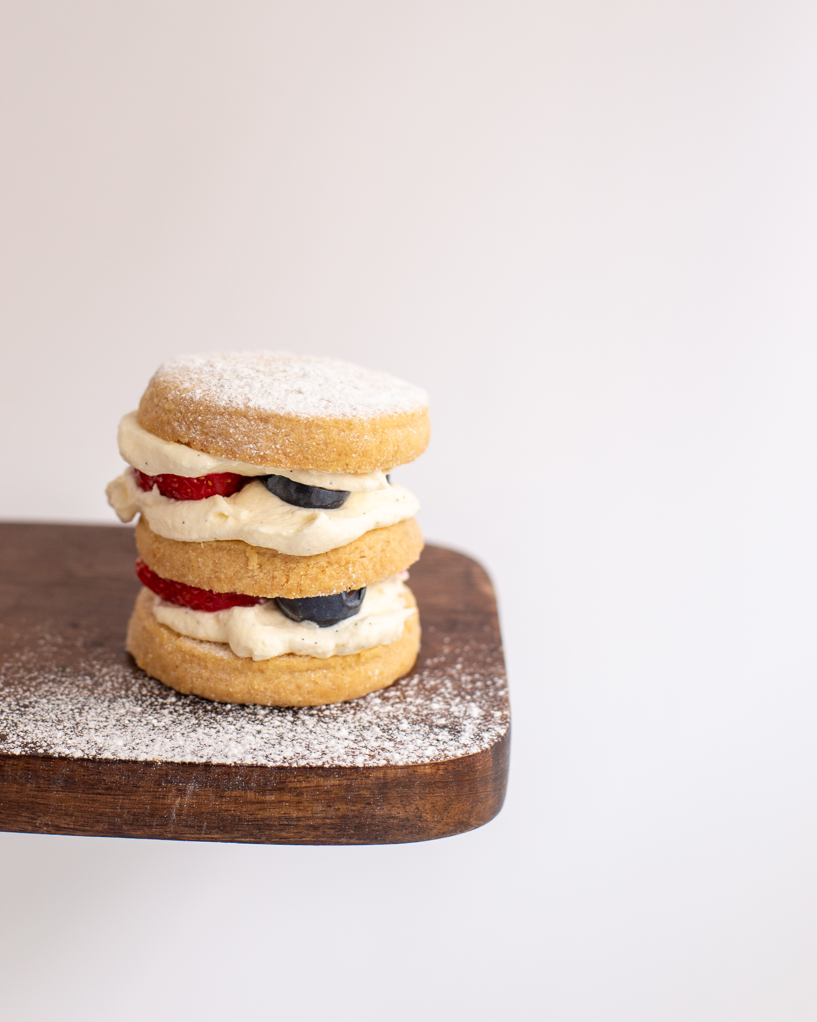 Lightly dust some icing sugar over the tops of your stacks and serve!