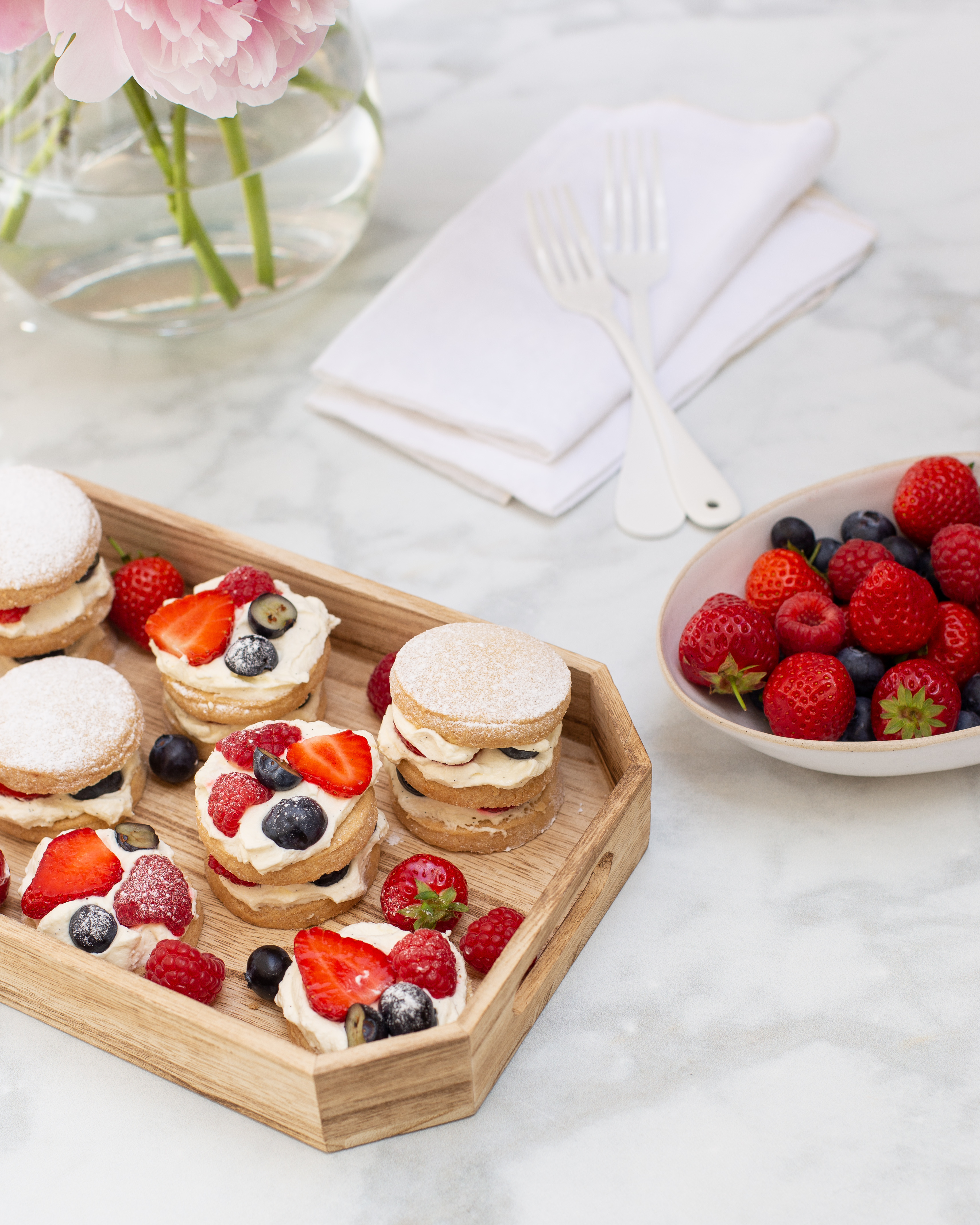 Walkers Shortbread 'Summer Berry Stacks' (2)